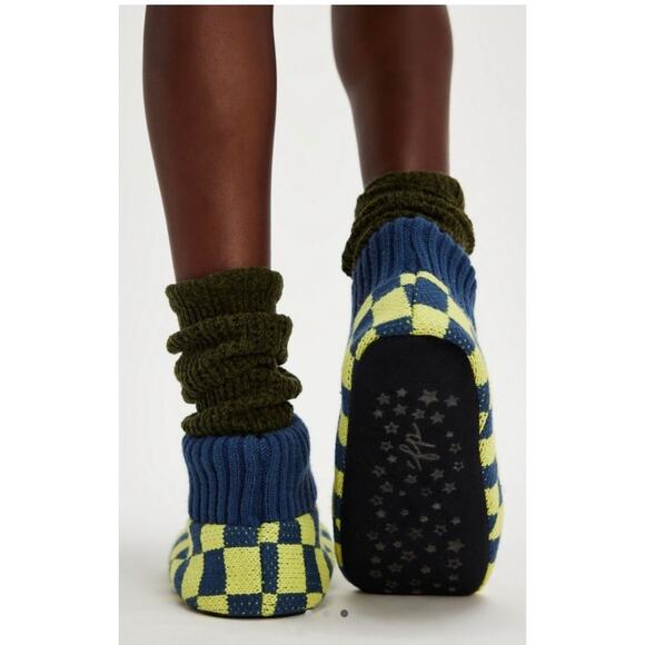 Free People Faux Fur Sleepover Booties 7 Socks Blue Yellow Checkered Cozy - Picture 9 of 9